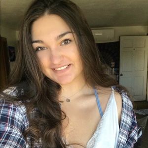 Meet your Posher, Summer